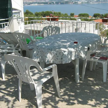 Sea View - 100 M To - Tanya Ii - Ae1428